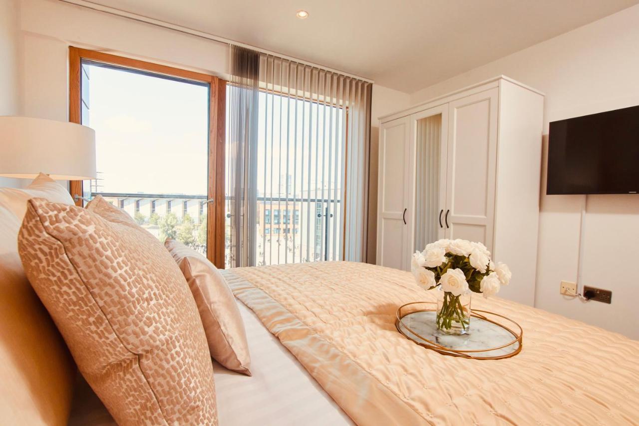 King Deluxe Large Balcony& Free Parking! Apartamento *