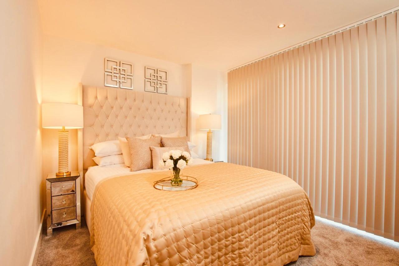 King Deluxe Large Balcony& Free Parking! Apartamento *