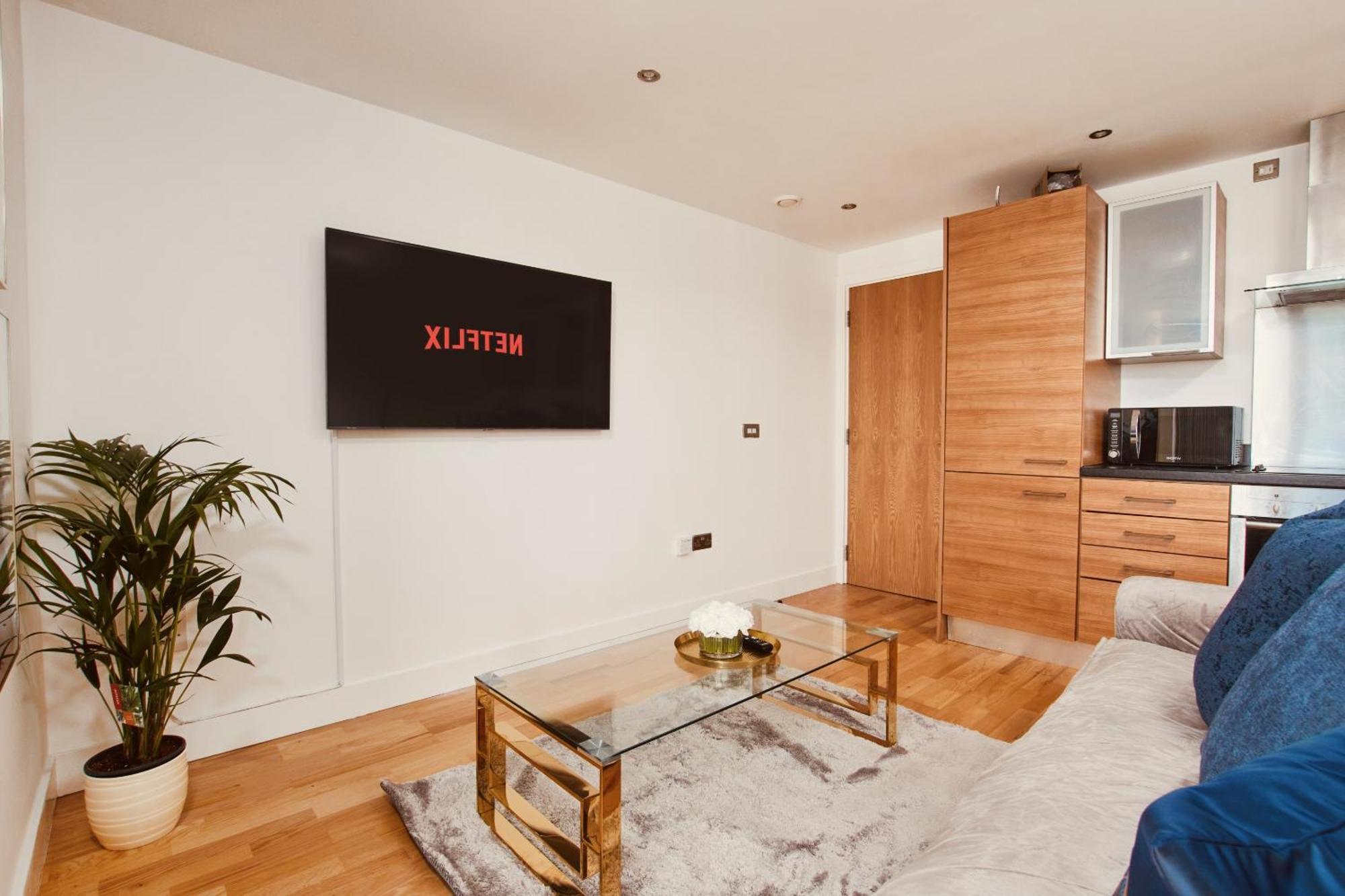 Apartamento King Deluxe Large Balcony& Free Parking!