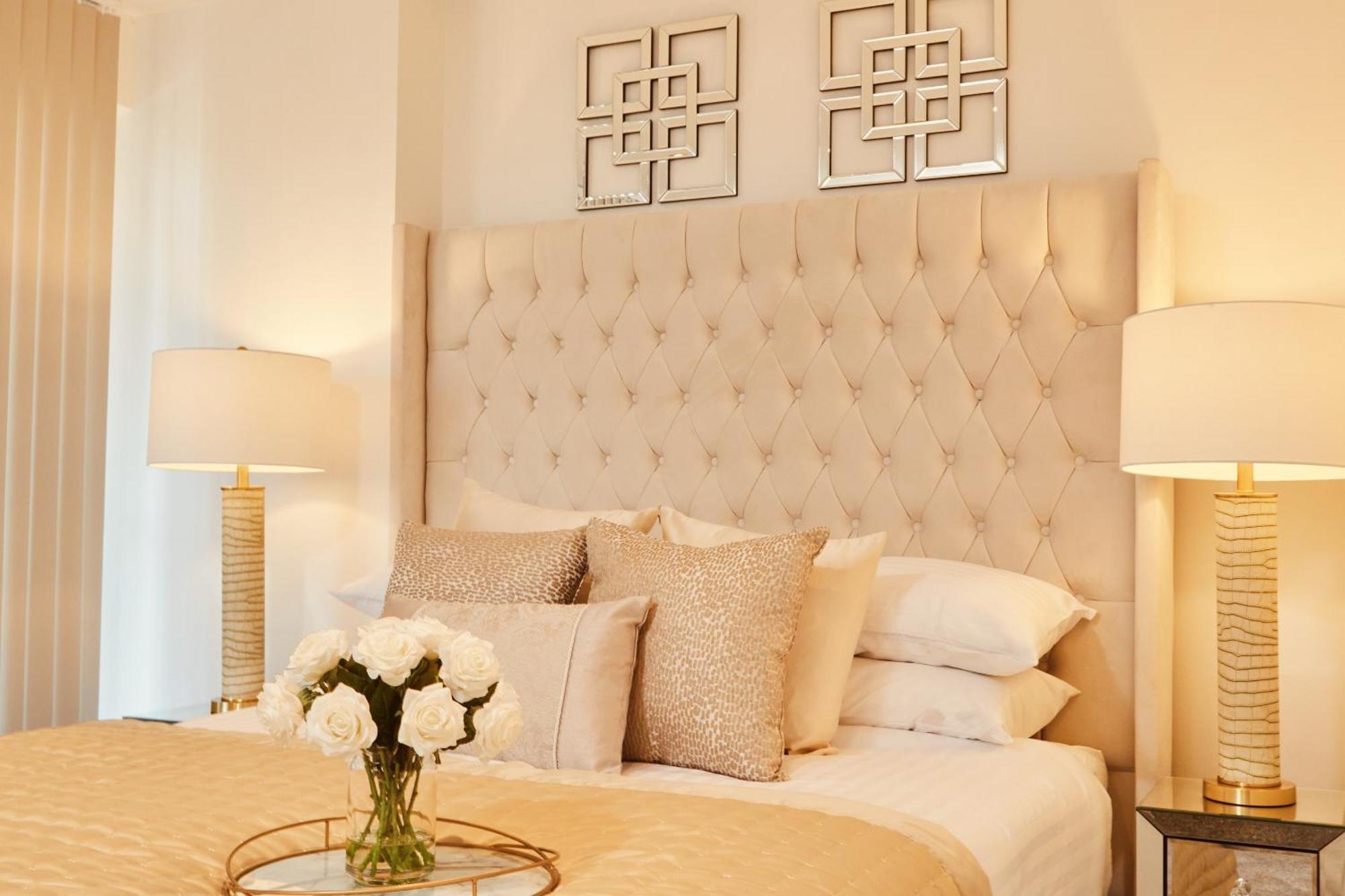 King Deluxe Large Balcony& Free Parking! Apartamento *