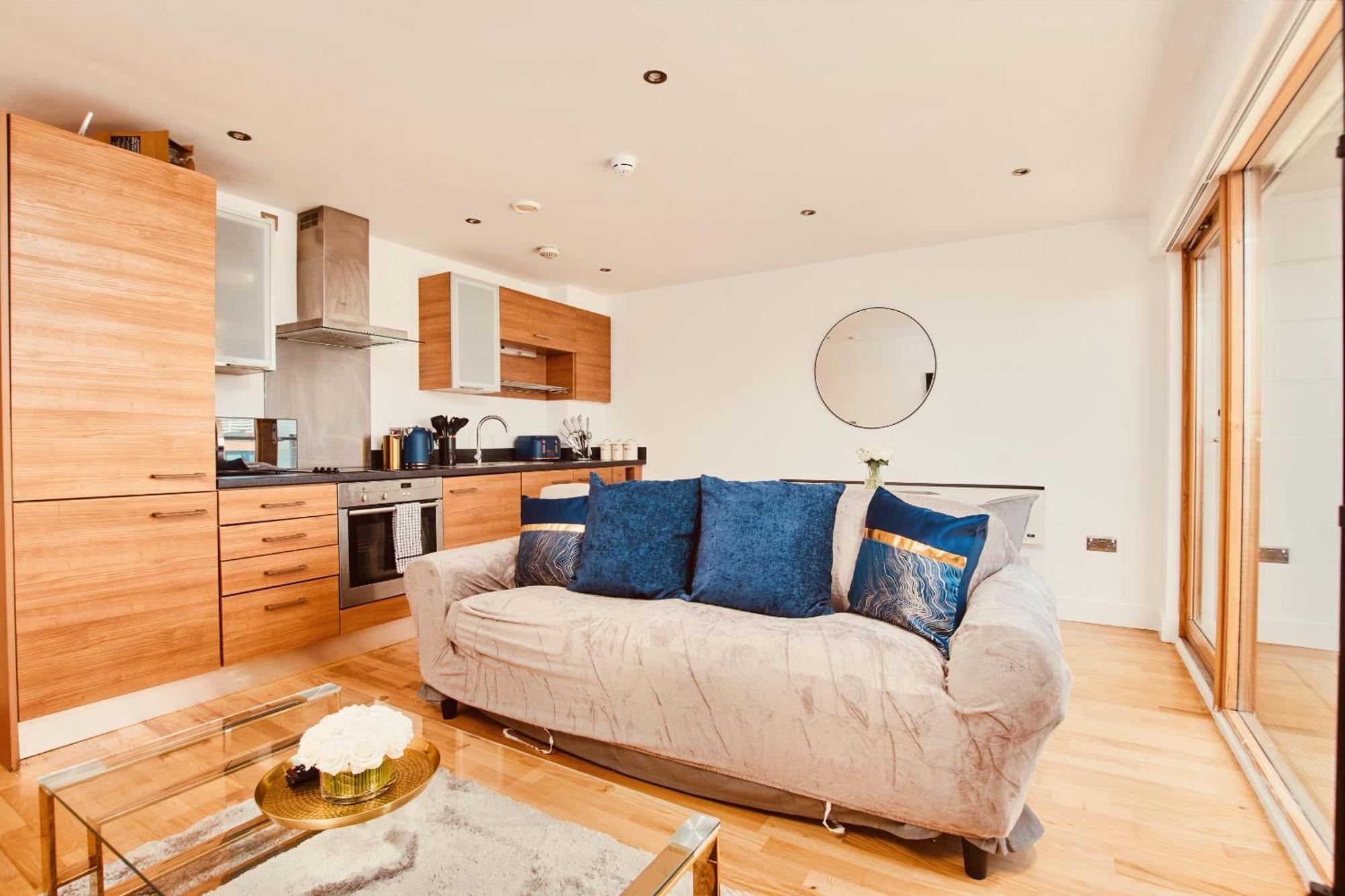 Apartamento King Deluxe Large Balcony& Free Parking!
