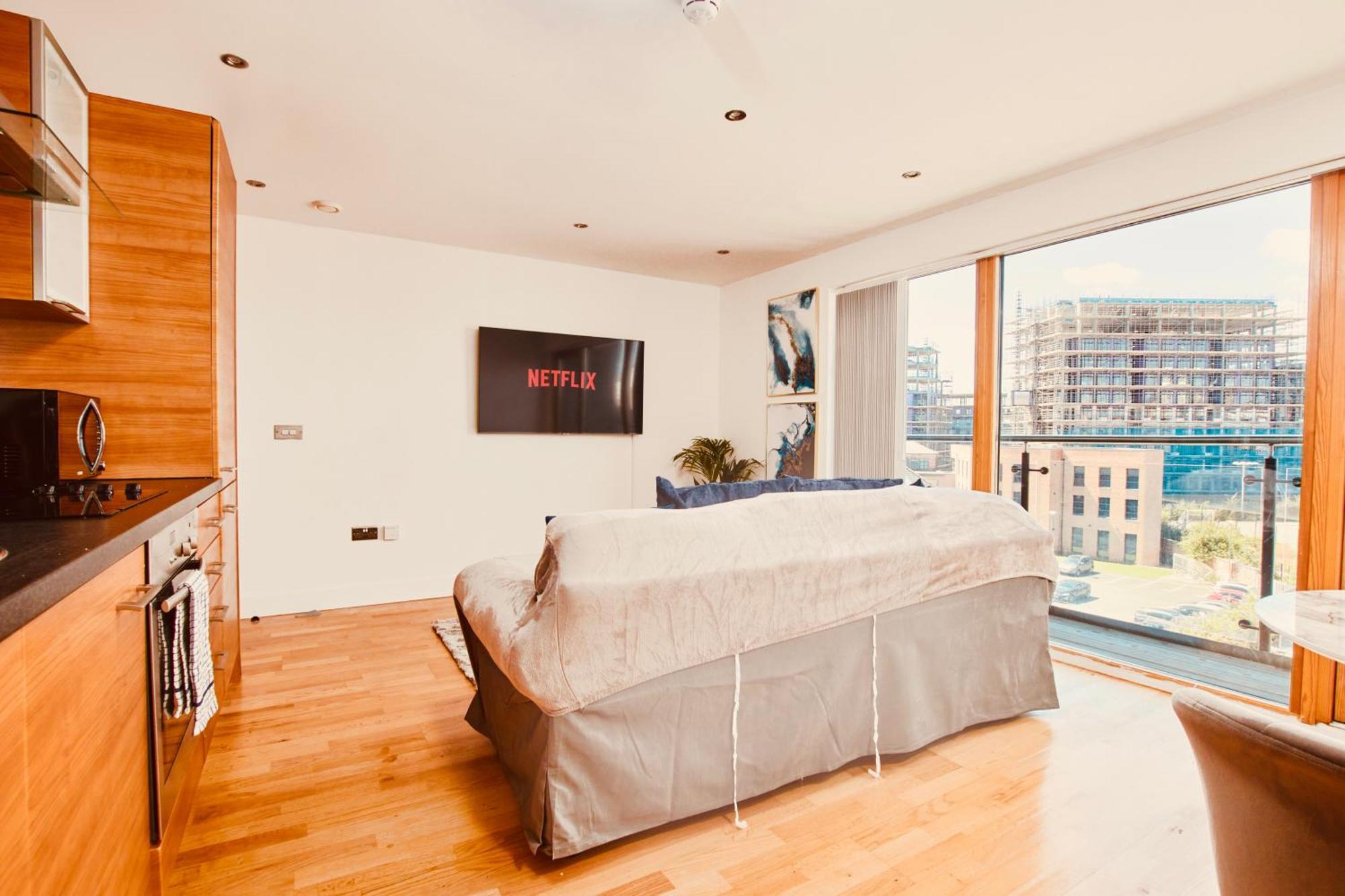 Apartamento King Deluxe Large Balcony& Free Parking!